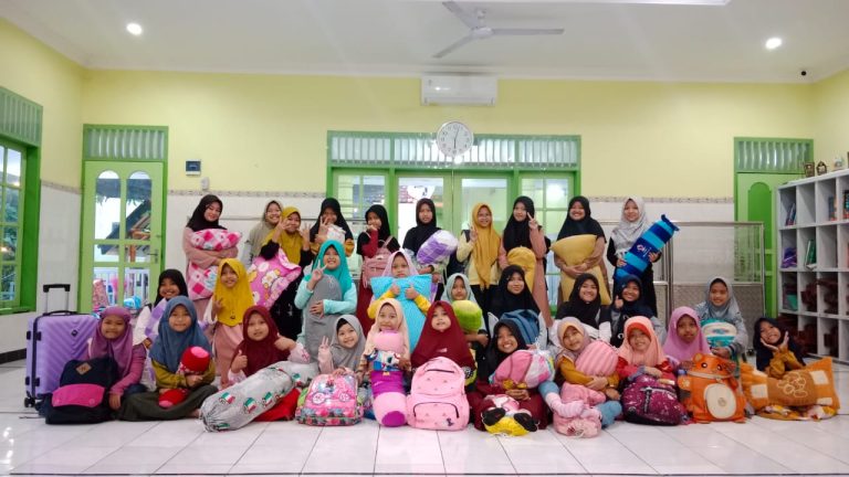 Mabit Tpa Alba, Rekatkan Hubungan Kakak dan Adik