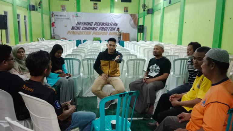 “Rapat Terbatas, Persiapkan Launching Mini Cabang Freshnel di Pacitan”