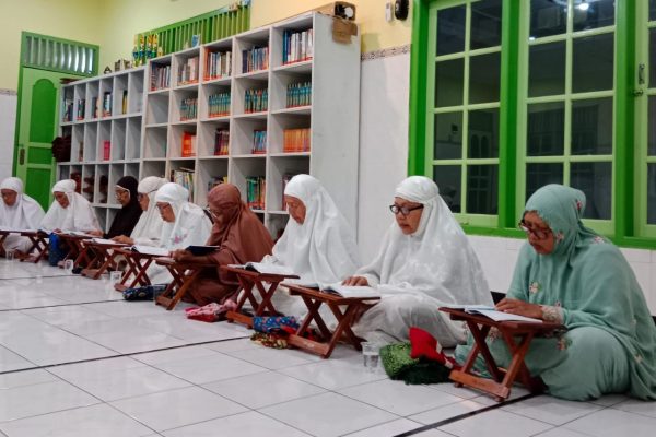 TPA ALBA Gelar Pertemuan ke-88 Kelas Ngaji Eyang Uti