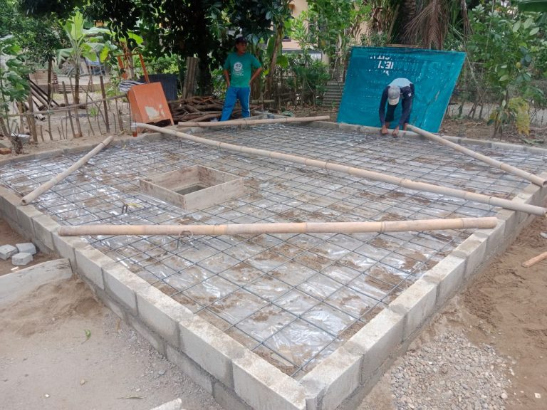 Rangkaian Pembesian Lantai Tempat Pemotongan Hewan Kurban Musala Alba