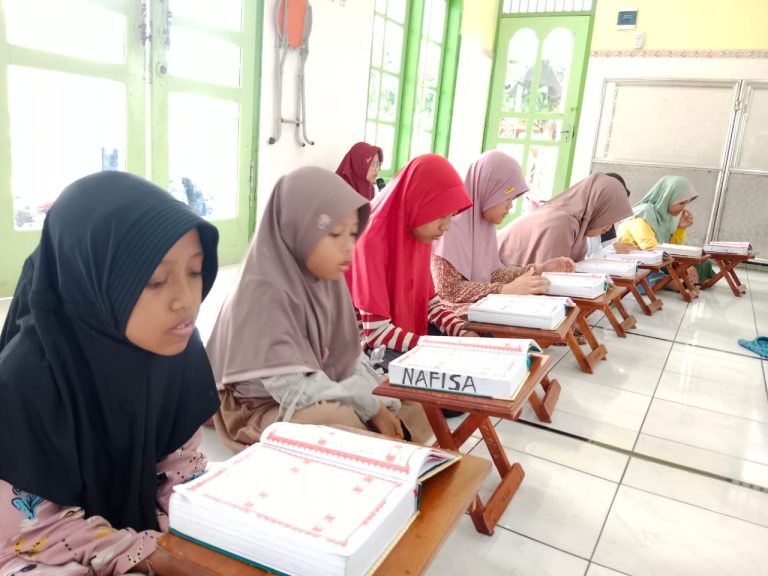 Santri Kelas Ashar TPA ALBA Didominasi oleh Usia SD Kelas Tinggi