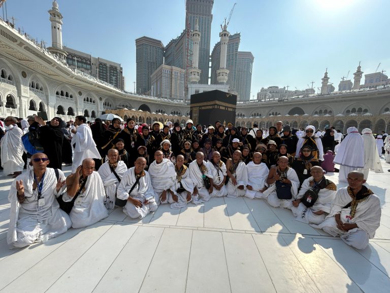 Berikut Nama-nama 37 Jamaah Kelas Haji Umrah TPA ALBA yang Berangkat ke Tanah Suci