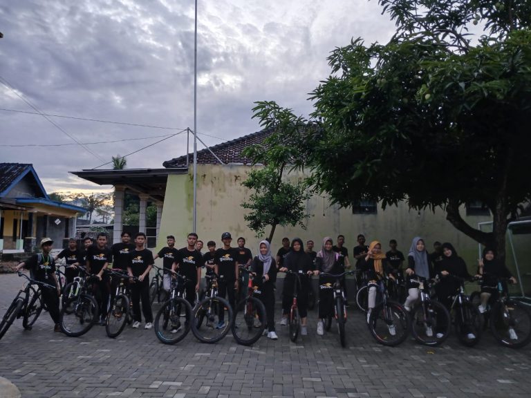 Gowes Pejuang Subuh TPA ALBA Tempuh Rute 10 Km